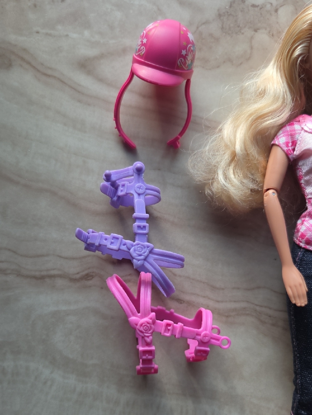 Horseback Riding Barbie - Picture 3 of 4